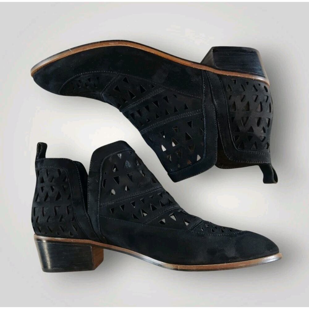 Cecelia New York Catherine Boots Women's 11 Black‎ Suede Perforated Bootie New